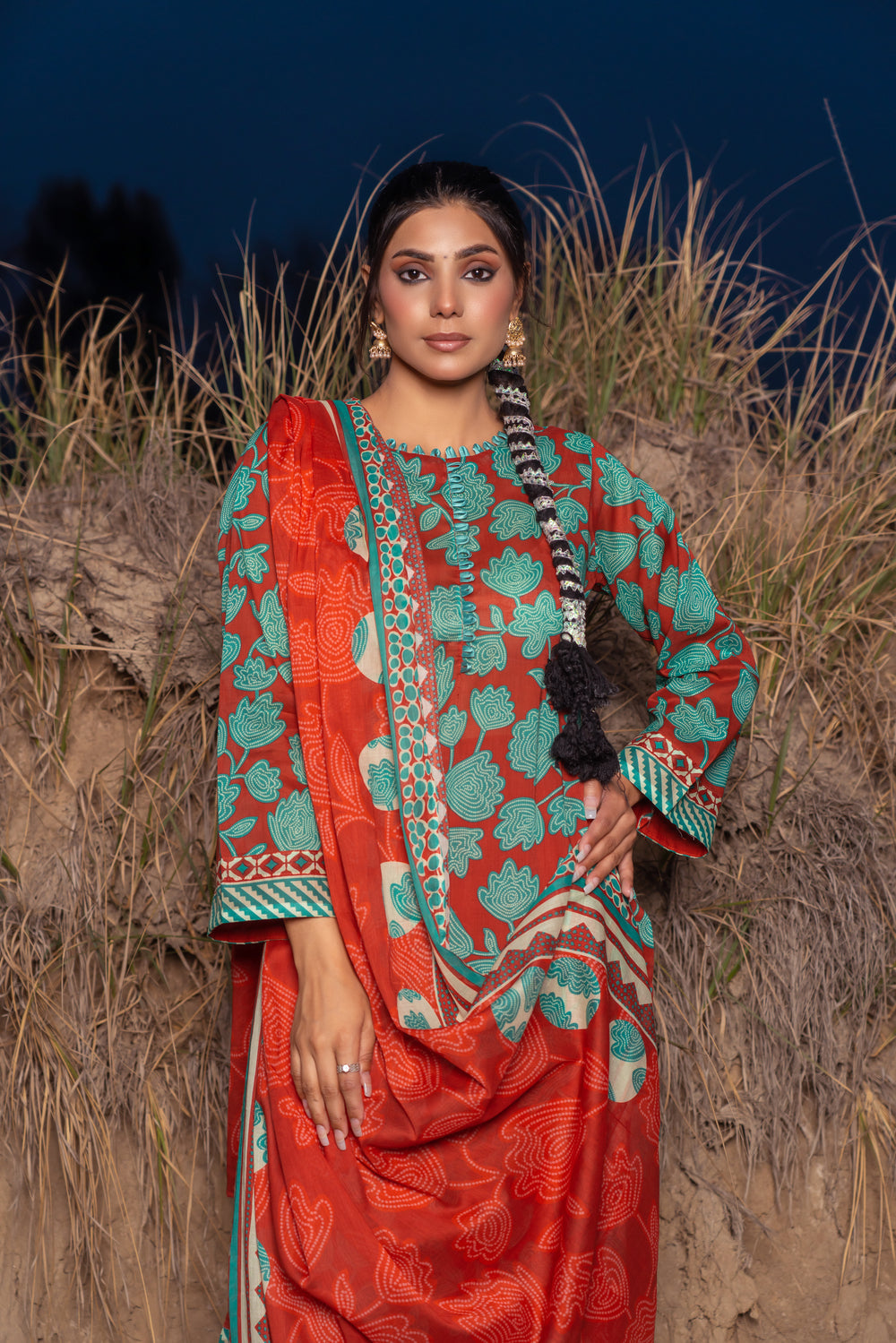 Meerab Digital Printed Lawn PR-4033