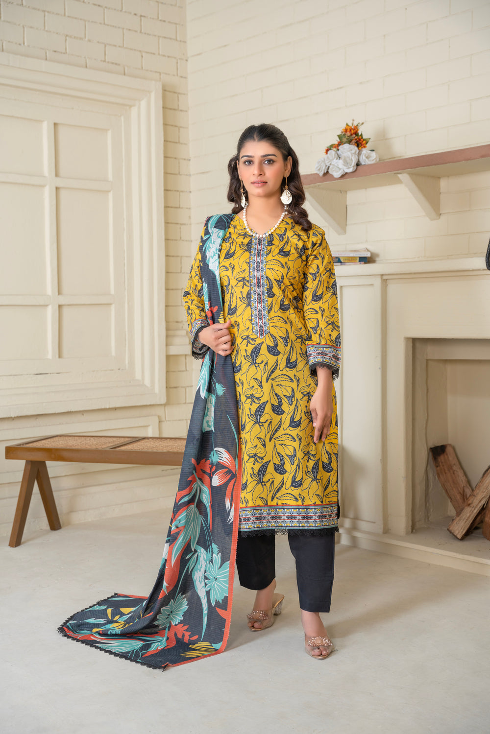 Meenonee Digital Printed Lawn MD-790
